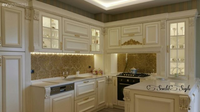 2026 Luxury Classic Kitchen Design: The Renaissance of Culinary Elegance | SRÇ Classic Furniture