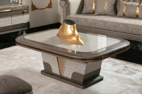 2026 Luxury Classic Coffee Tables & Accessories: The Jewelry of Interior Design | SRÇ Classic Furniture